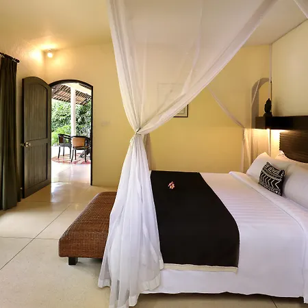 Impiana Private Villas Seminyak-3